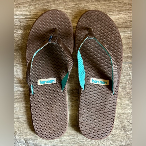 Hari Mari Women's Dunes Flip Flop Thong Slide Sandals - Picture 8 of 8